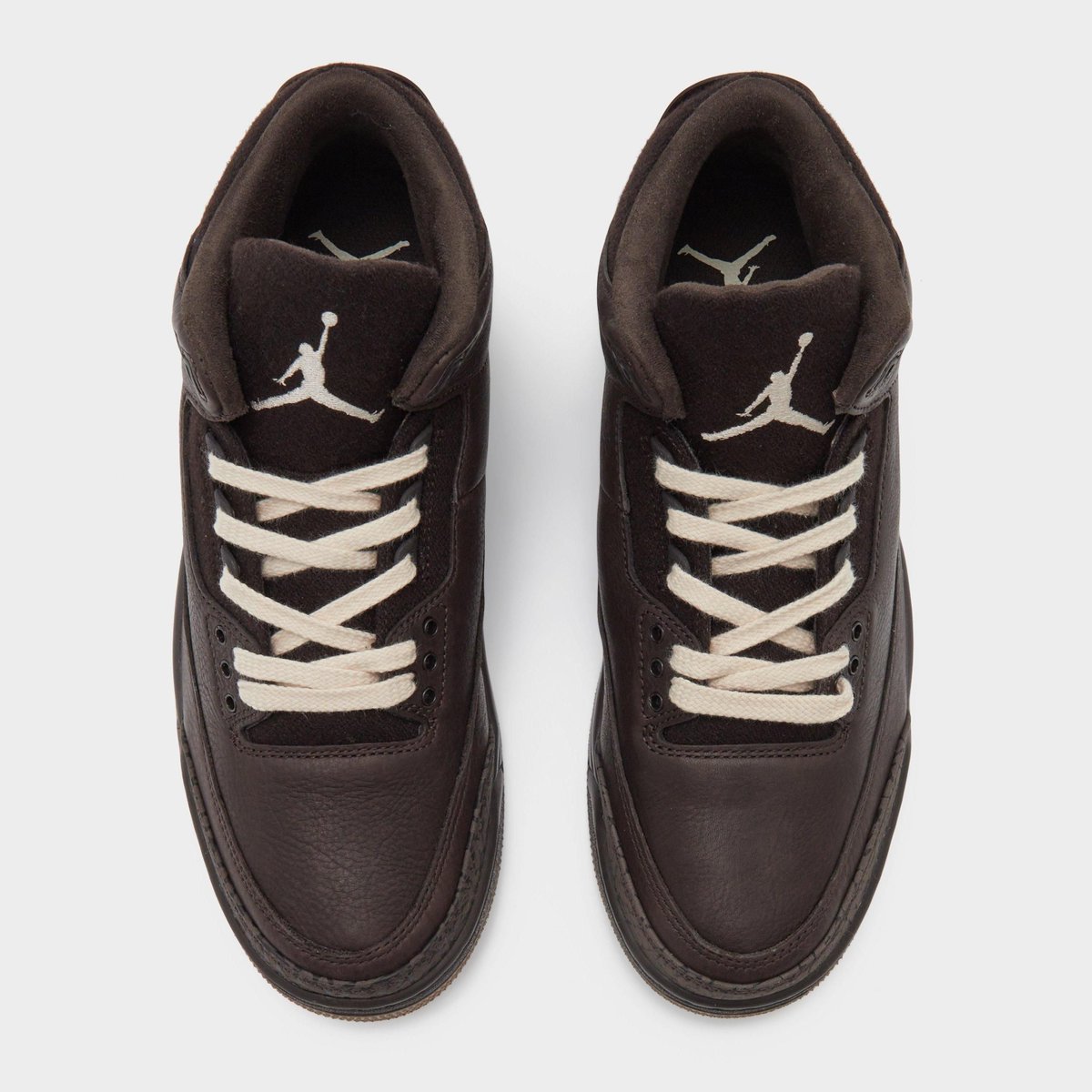 FIRST LOOK: WMNS Air Jordan 3 Retro 