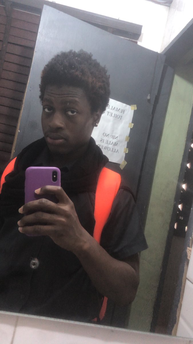 jasperdiditt's tweet photo. Maybe I should really just get my ears pierced.😊😏 https://t.co/gJcYABN0ZI