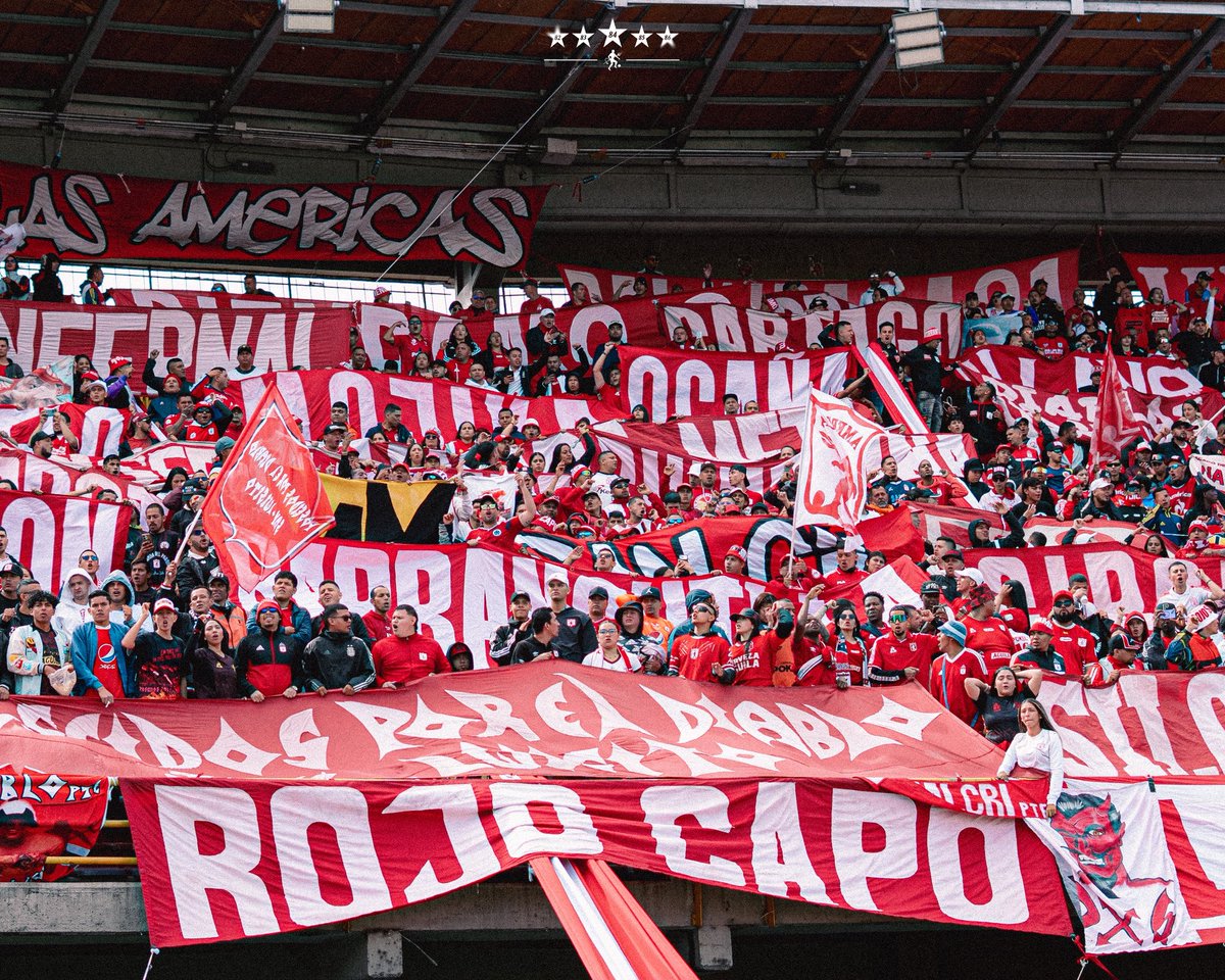 AmericadeCali's tweet photo. ❤️ Bogotá Escarlata. América de Colombia. 👹 https://t.co/WCsdxS9BPa