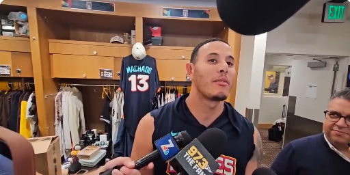 LIDOMRD's tweet photo. Machado se acerca a los 400 jonrones mientras impulsa la reacción de San Diego.

https://t.co/5sqSgyPm4L https://t.co/6ogcuHCceB