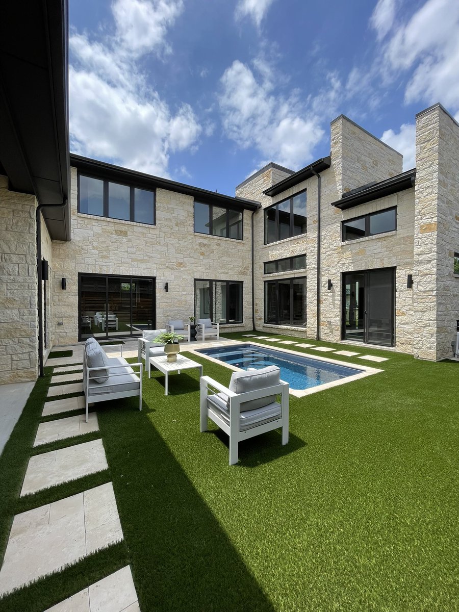 benwegmann's tweet photo. Brand new living in Dallas, TX 🏡 https://t.co/CmX9hcEa5h