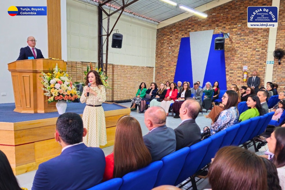 IDMJIoficial's tweet photo. 🇨🇴 Fotos: Visita del Hno. Carlos Alberto Baena y la Hna. Raquel Hernández a la Iglesia de Tunja, Boyacá, Colombia - Julio 2026
https://t.co/9DN4AYBfPw

El 19 de julio de 2026, la Iglesia de Dios Ministerial de Jesucristo Internacional en Tunja, Boyacá, Colombia, recibió la visita del hermano Carlos Alberto Baena, pastor general de la Iglesia, junto con su esposa, la Hna. Raquel Hernández.

Durante la reunión, el hermano Carlos Alberto compartió una enseñanza con los creyentes, quienes recibieron con alegría esta visita.

También estuvieron presentes el Hno. José Muñoz y su esposa, Pastor y Supervisor de las iglesias en el departamento de Boyacá, Colombia y los pastores de la Iglesia en Tunja.

Compartimos el registro fotográfico de esta reunión.