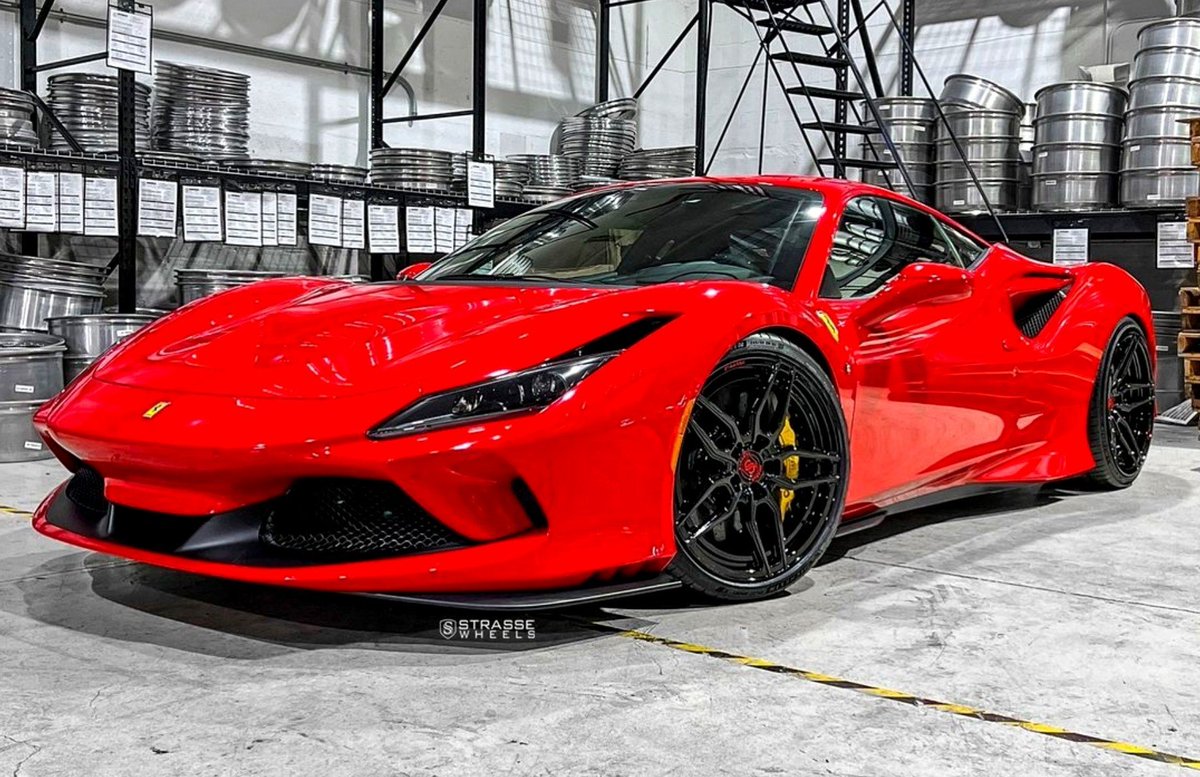 DailyFerrariTM's tweet photo. Ferrari F8 Tributo https://t.co/oVg1rx9i89