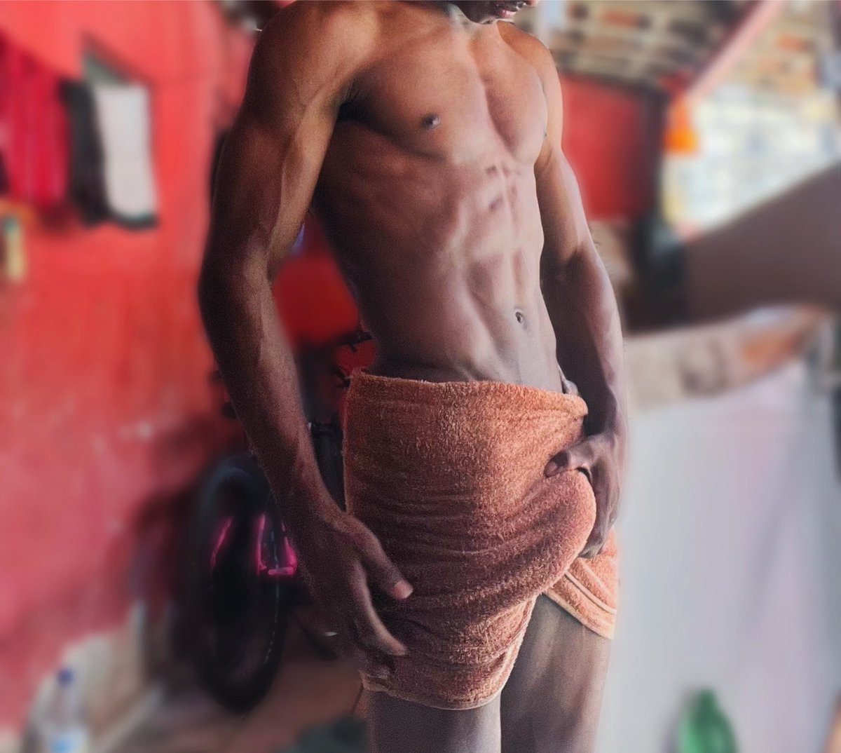 PSagaz_'s tweet photo. 🔥🌚

#foryou #fypシ゚viral #pretos #privacy #sexy https://t.co/JrI8SoxRwU
