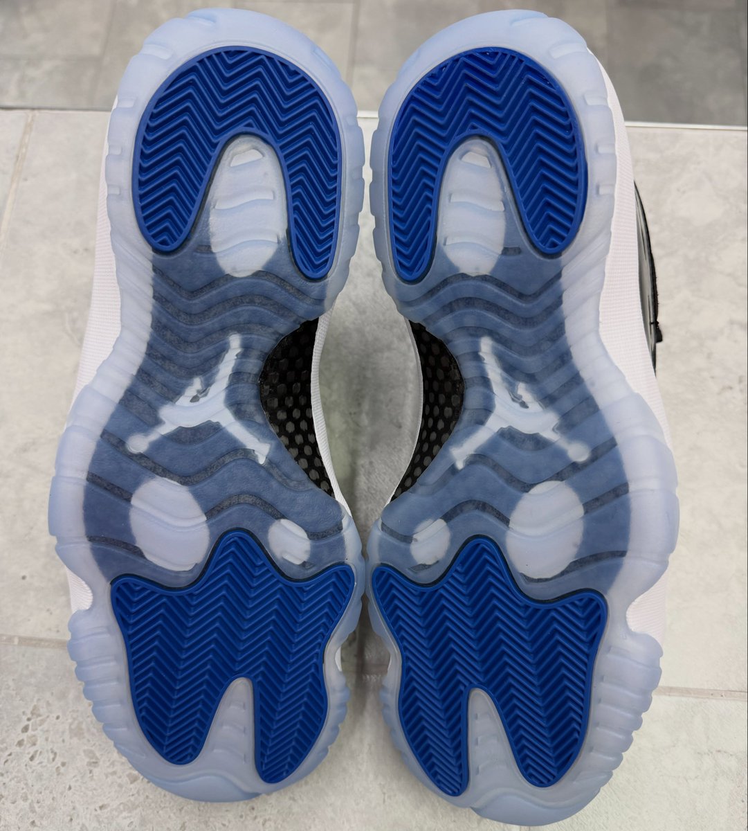 INSANE SNEAKER™ tweet media