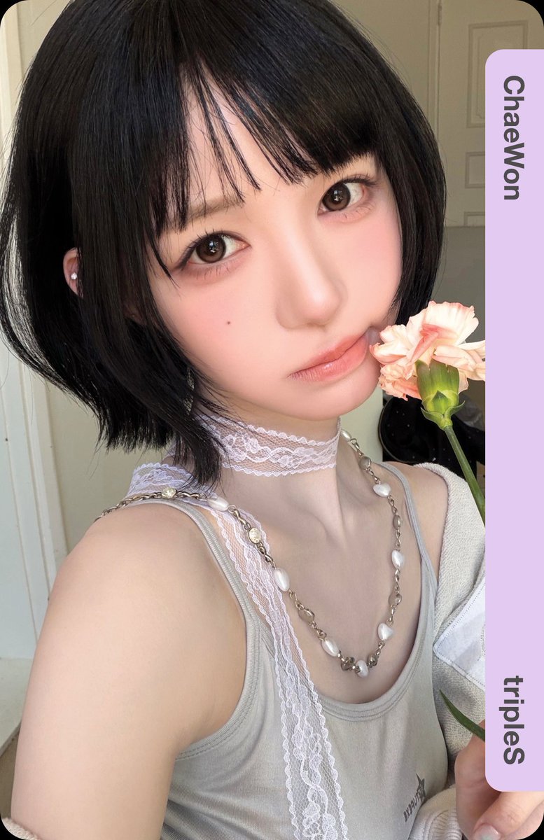 1butalso24's tweet photo. @S17arkawaii id 1butalso24 
love the color tone and their outfit sm https://t.co/I2Igf1AYvl