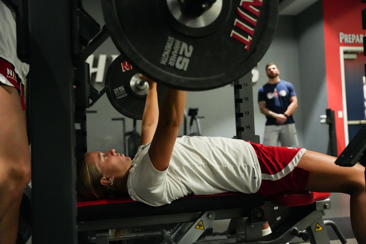 NJITWBB's tweet photo. 🏋️‍♀️𝐌𝐨𝐧𝐝𝐚𝐲 𝐆𝐫𝐢𝐧𝐝🏋️‍♀️

#RollTech ⚔️ https://t.co/a27GanAi5d