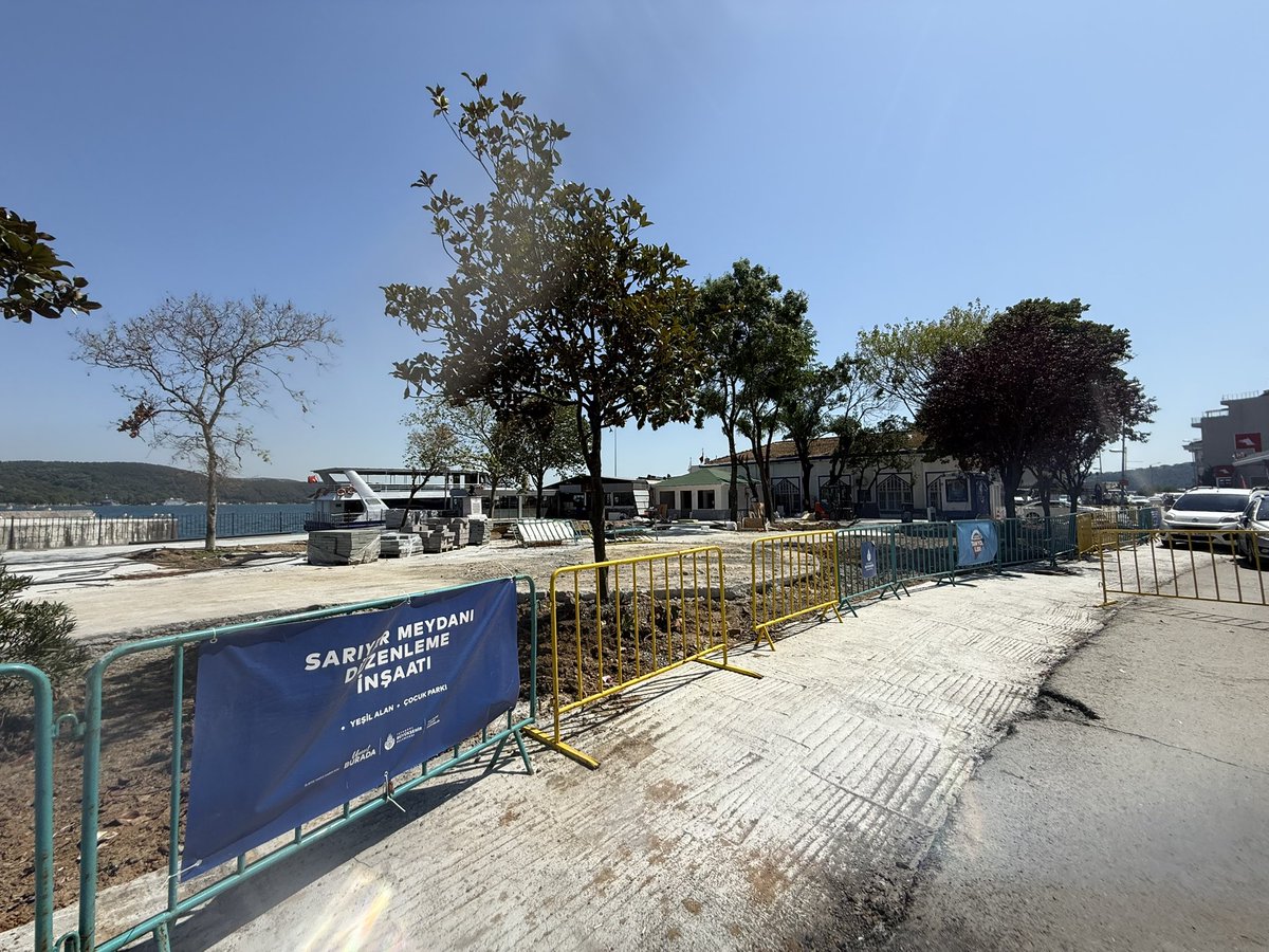 gorkemkursunn's tweet photo. İstanbul Büyükşehir Belediyemiz, Ekrem İmamoğlu’nun ortaya koyduğu vizyon doğrultusunda, Sarıyer’in her mahallesine değer katmaya ve yaşam kalitesini artırmaya devam ediyor.

Sarıyer Merkez Mahallesi Mehmet Akif Ersoy Parkı sil baştan yenileniyor. 🌳

Çocuklarımızın güvenle oynayabileceği, hemşehrilerimizin keyifle vakit geçirebileceği daha modern, daha konforlu ve daha yeşil bir yaşam alanını en kısa sürede Sarıyerli hemşehrilerimizin hizmetine sunacağız.

#UmutBurada