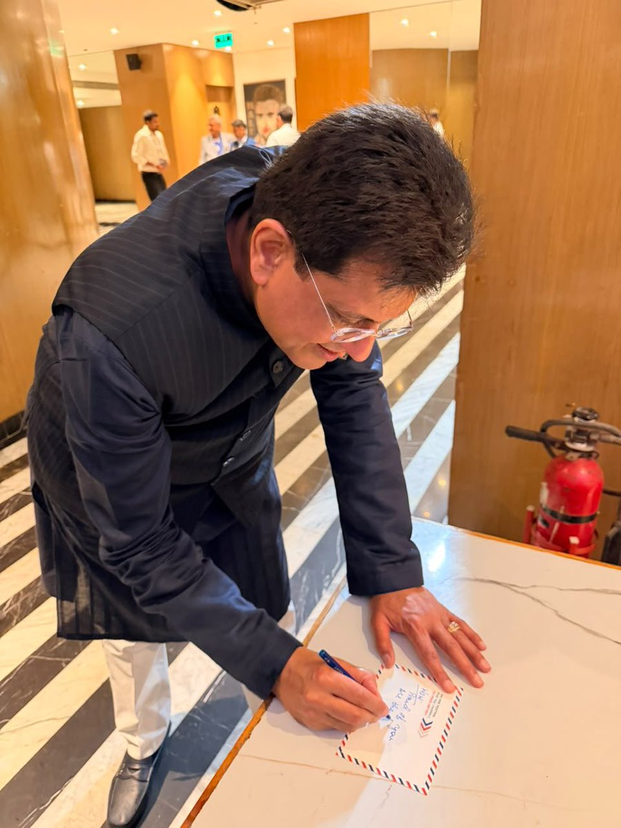 Piyush Goyal tweet media