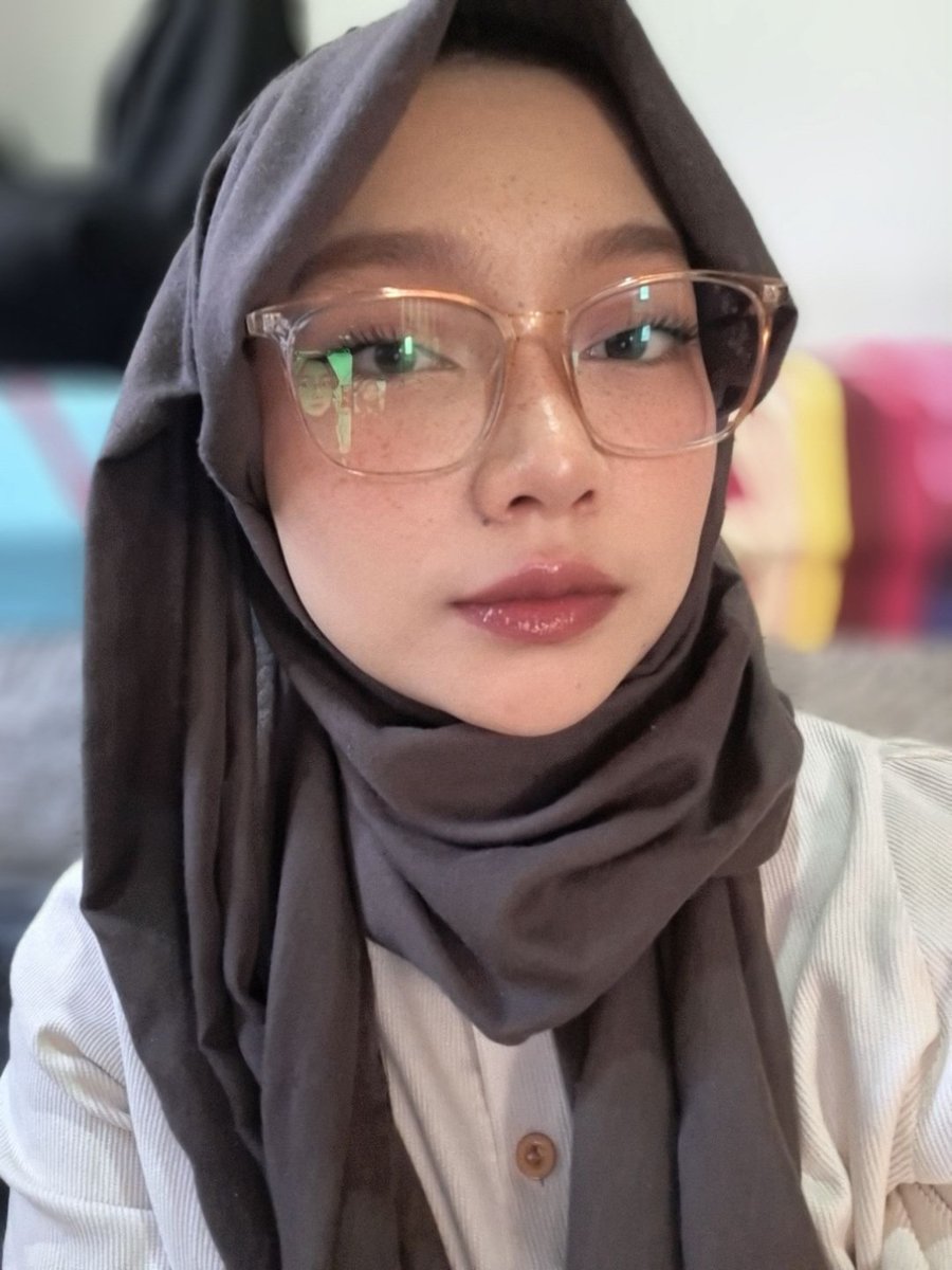 lyncustomers's tweet photo. "Seperti senja yang setia menunggu malam, aku di sini, berdiri di tempat yang sama, menanti kepulanganmu."

last eonitesd
#CainmatesAlwaysWithHarris
#TerongersAlwaysWithMika
#CustomersAlwaysWithGin https://t.co/wWRoz6EtIH