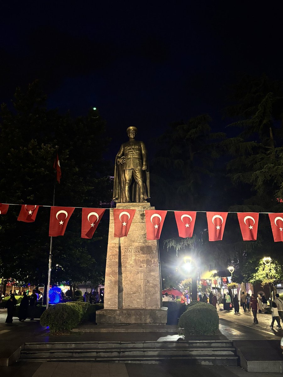 Attila1283's tweet photo. 📍 Atatürk Meydanı/ Trabzon 
 
Bu şehri seviyorum https://t.co/OM6quN6EJ1