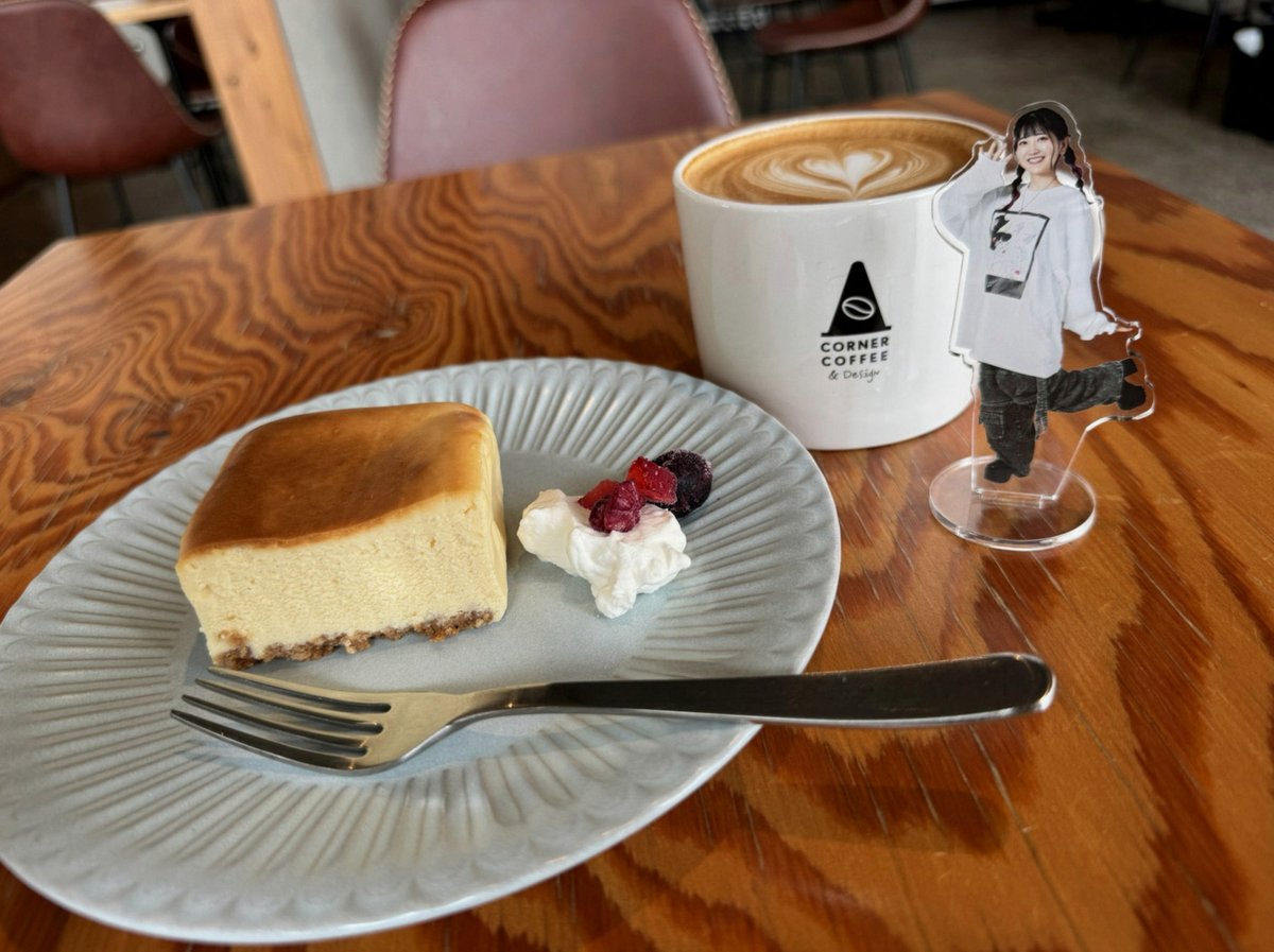 adeelova's tweet photo. BSS👓(弟)ありがとうございます🥲🙏
どれも弟から兄への感情がすごい拗らせていて、「自分が弟として兄貴とずっと一緒にいた立場だったのに…」って切ない思いを募らせて曇ってるのがもう最高です🥲 https://t.co/3YrQTbxxpn