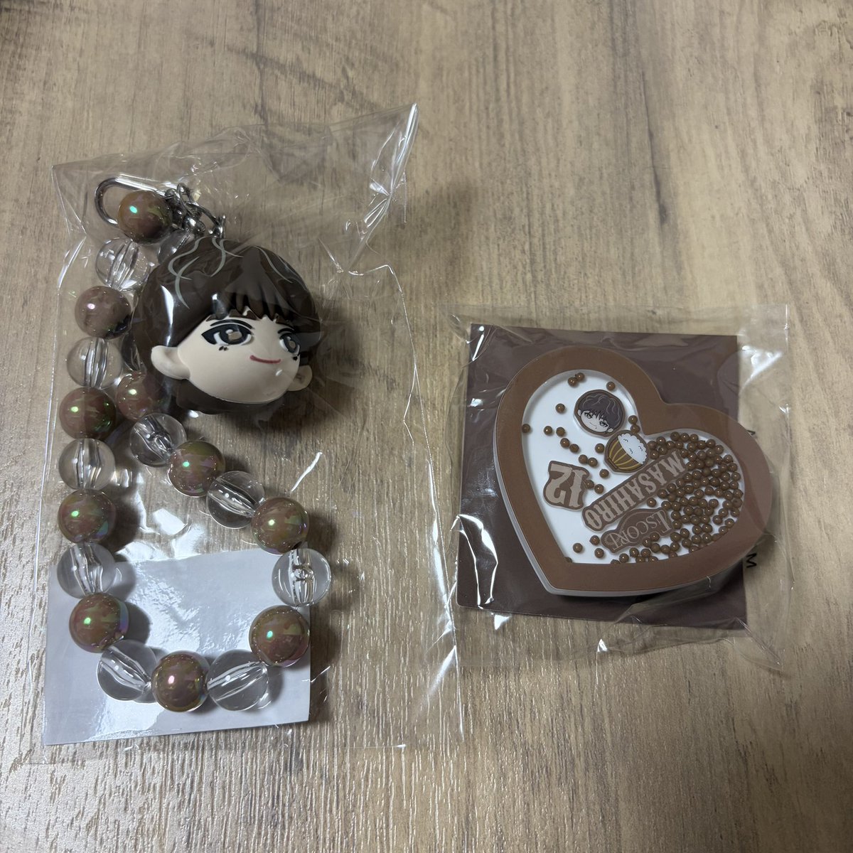 yui tweet media