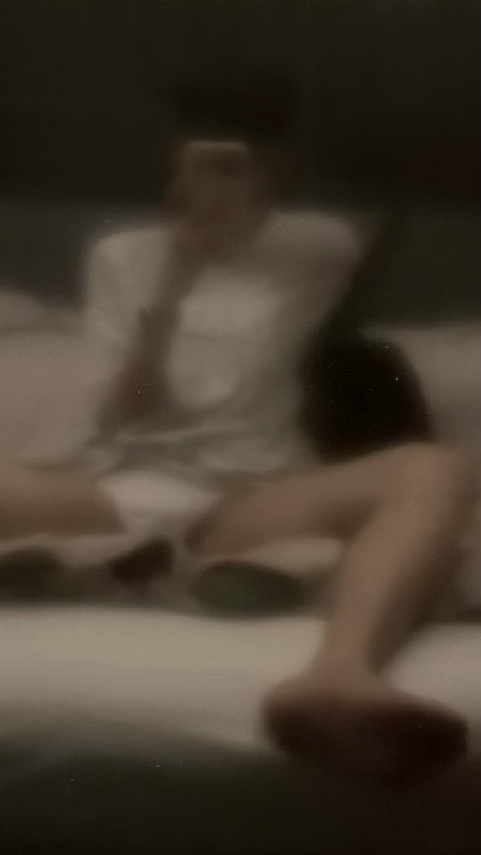ph1rvs's tweet photo. ถึงบ้านแมวก็เดินป่วนรอบตัวเลย 😵‍💫 https://t.co/60HWNWrLE4