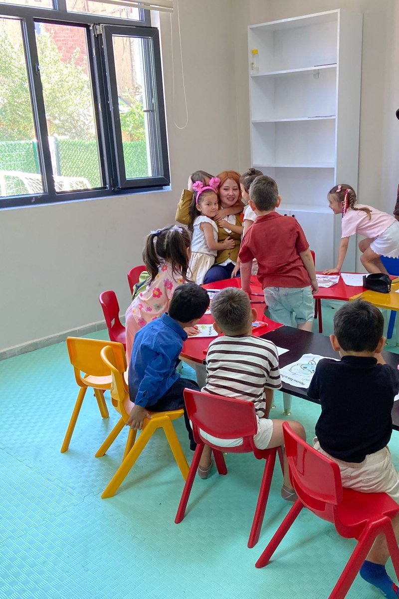 BasmakciKymlik's tweet photo. Kaymakamımız Sayın Merve BAYRİ İlçe Müftülüğü tarafından yürütülen yaz Kur'an kurslarını ziyaret ederek öğrencilerle bir araya geldi. 
Ziyarette Başmakçı 4-6  yaş Kur'an Kursu ziyaret edildi. https://t.co/7wb8lGH54p