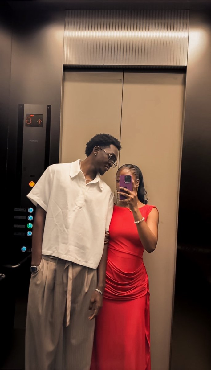 oyinxx_'s tweet photo. one year with the love of my life❤️ https://t.co/QC3Pxvn1CL