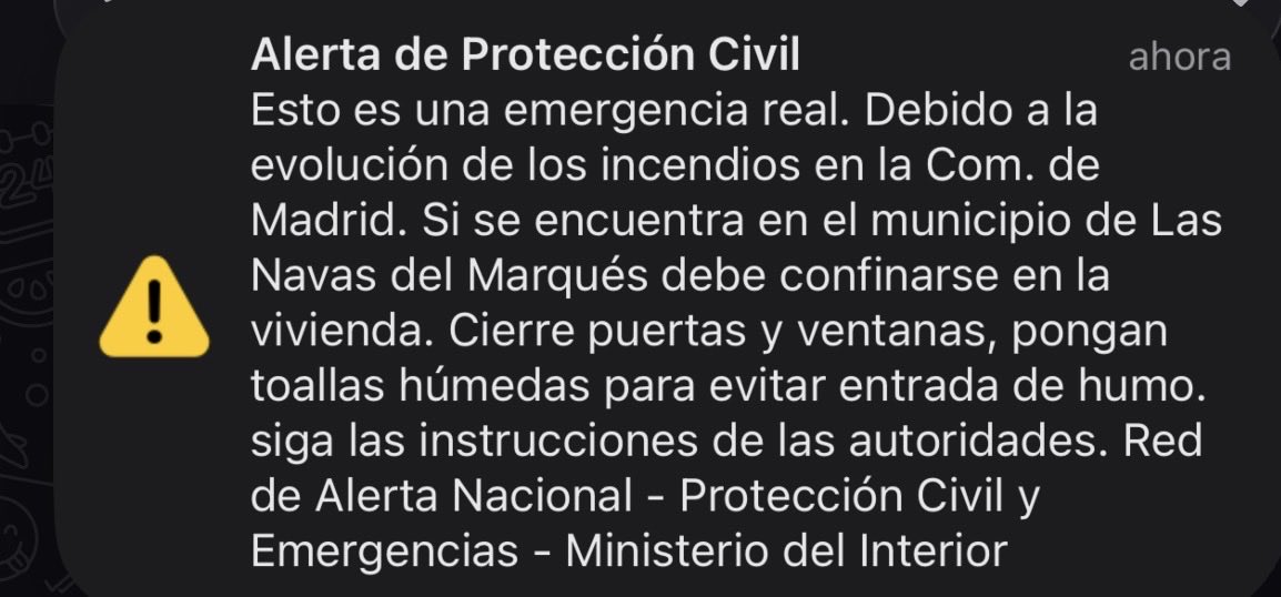 AytoNavasM's tweet photo. ⚠️ CONFINAMIENTO PREVENTIVO | LAS NAVAS DEL MARQUÉS
Por decisión del CECOPI, se decreta el confinamiento preventivo del municipio debido al humo. Los focos del incendio permanecen alejados y numerosos medios trabajan en su control. https://t.co/mqLckrwW5m