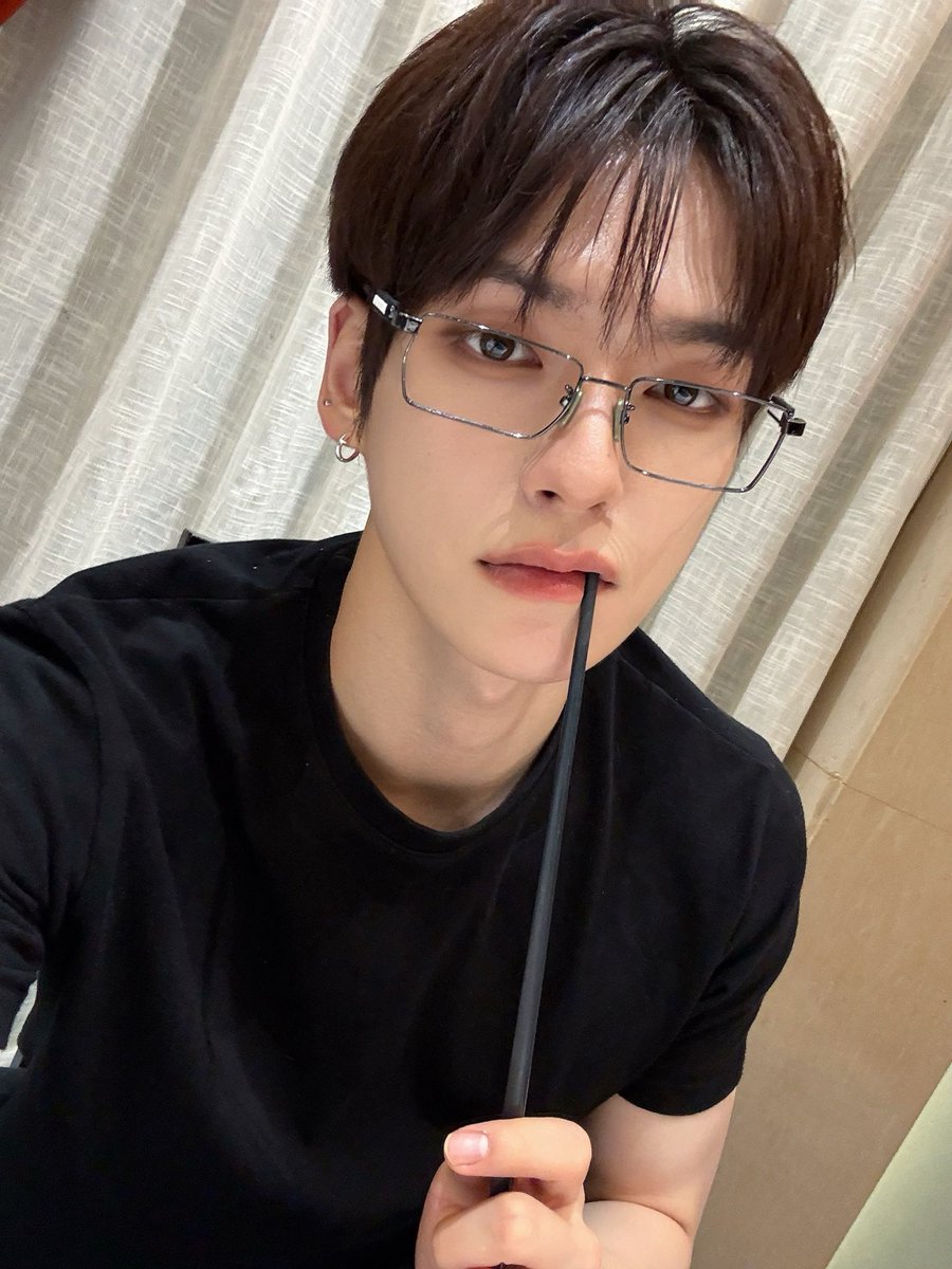 ine7hw's tweet photo. 기분좀나아짐…. https://t.co/qXIZ0c5dlR