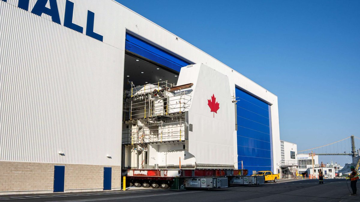 CoastGuardCAN's tweet photo. The future CCGS Sermilik is being built, one block at a time. 🚢

Block 986 is now painted and has been moved into the Module Hall at @IrvingShipbuild, in Halifax, #NovaScotia, where it will soon join the stern and centre mega blocks. https://t.co/RHSgnogU6n