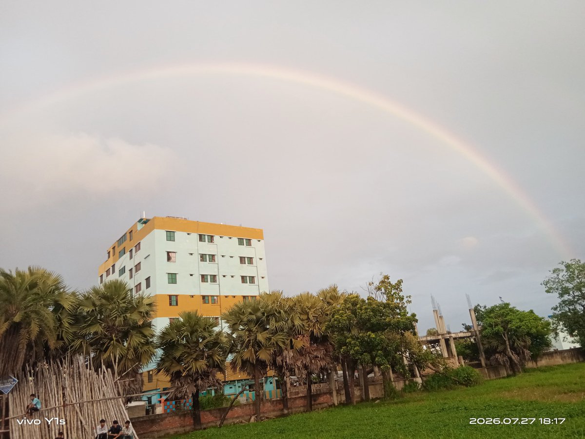 Official_A_Alim's tweet photo. রংধনু | The rainbow 🌈 https://t.co/HLz9tkYl3K