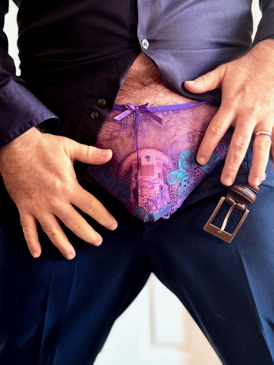 under_the_suit's tweet photo. Locked in Purple
#meninpanties #guysinpanties #panties https://t.co/la1Ri5NPe5
