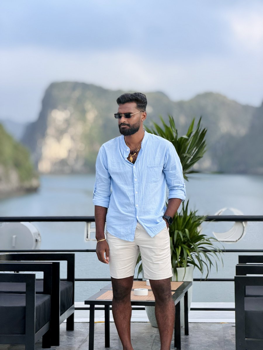 Tamilarasan_cr7's tweet photo. 🇻🇳 Northern Vietnam |📍Hanoi - Ninh Binh - Bai Dinh - Ha Long Bay (Part 1)
#Family #Vietnam #Hanoi #NinhBinh #HaLongBay https://t.co/lHLuX5Qv8i