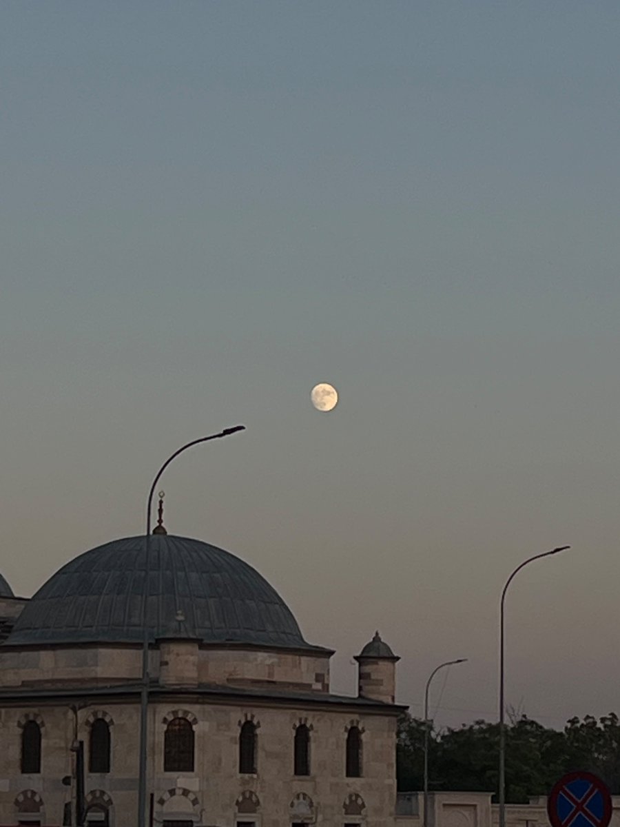 mahsaramm's tweet photo. konya konyalıyorr 🫠🪻 https://t.co/vGAoqD15yi