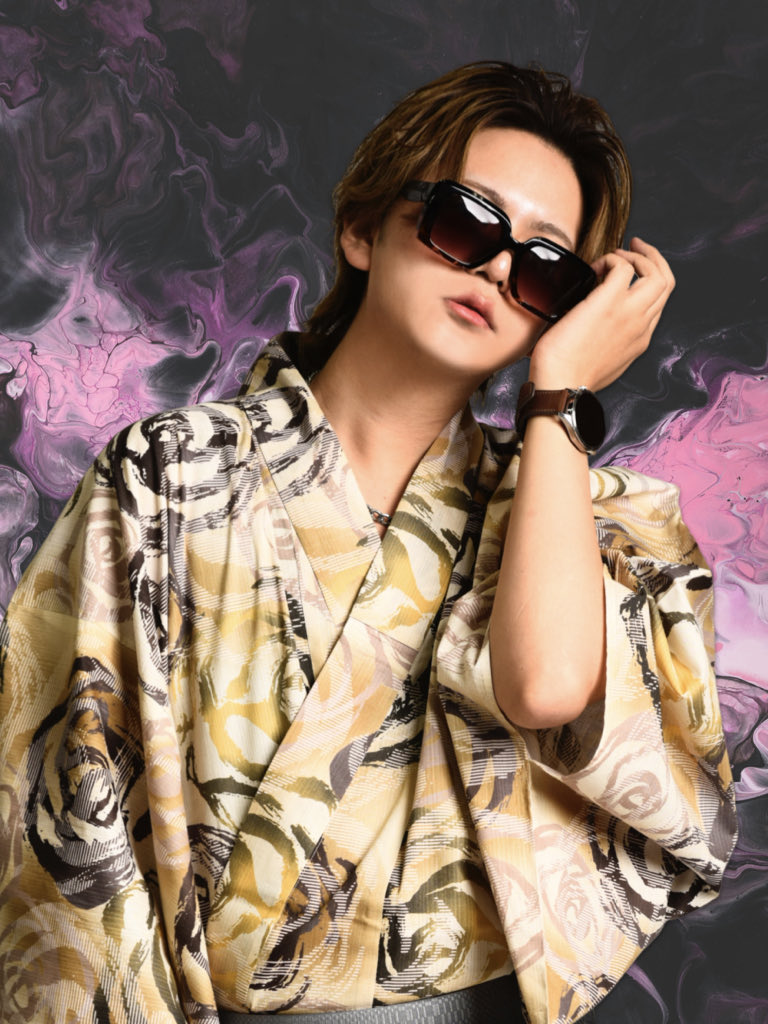 freak_prodmgr's tweet photo. 聖哉✨️

8/29は聖哉BD！！

https://t.co/5m0c46SuYB

従業員もまだまだ募集中！！

#ホスト #新店 #オープン #ミナミ #大阪  #初回 #体験入店 #シャンパン https://t.co/3yqhBchf4q