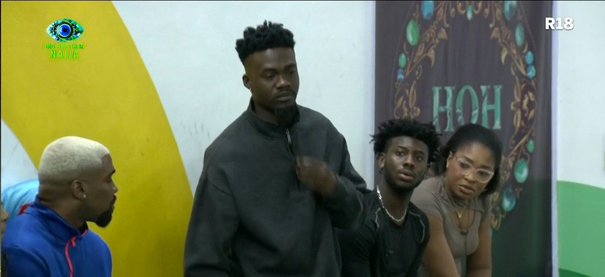 Accraboy12's tweet photo. Koyin
Jason Jae
Sultana 
Thelma Lawson 

Come forward and take your flowers again tonight 👏

#BBNaija ✍️ https://t.co/hwMB05hr4b