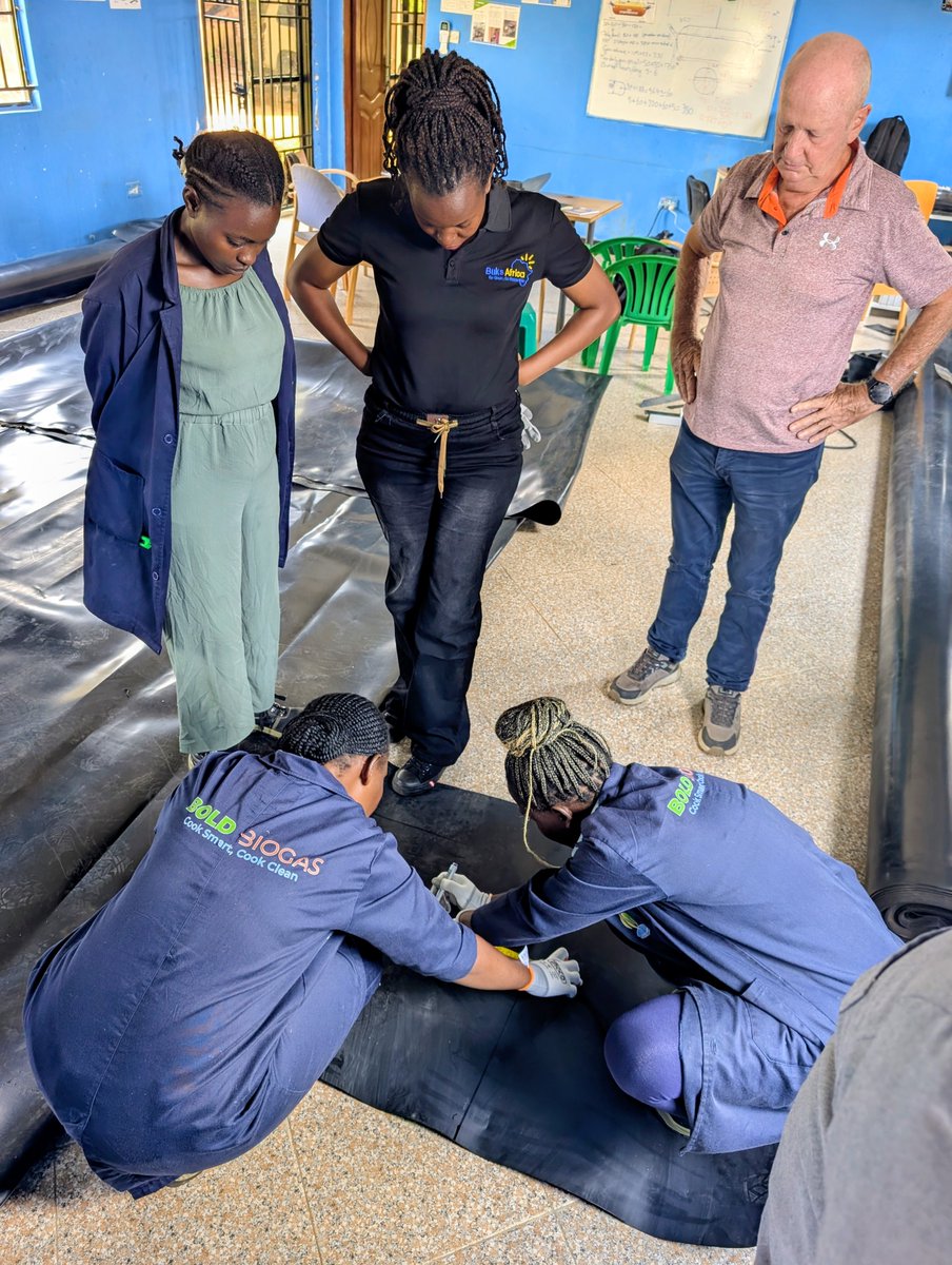 BiogasBold's tweet photo. Designing a product is easy. Designing one that delivers quality, efficiency, affordability, and a great user experience is the real challenge. Thanks to training &amp; capacity building from @SNVinUganda, we're ready to deliver world-class, #biodigesters that maximize value 🇺🇬♻️ https://t.co/SQys66eUsX
