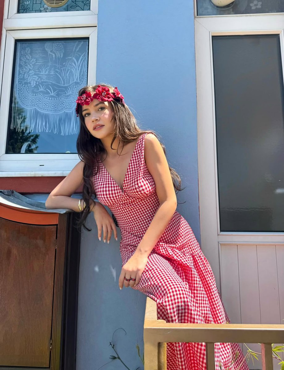 loveSYveB's tweet photo. #YağmurYüksel Turkish Barbie 🎀 https://t.co/IPuL1LG5P3