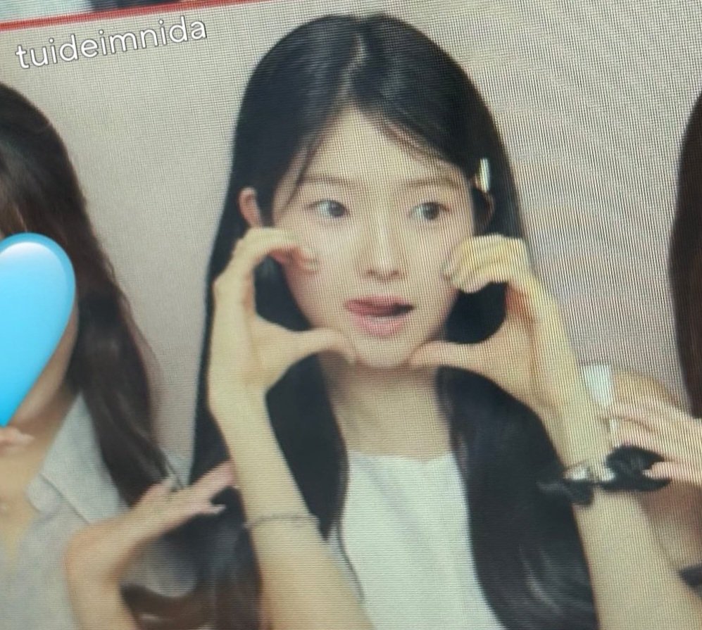 tuidepics's tweet photo. #SEOHEE Pre-debut Photo !

#TUIDE #튜이드 https://t.co/0WztWMWxNP