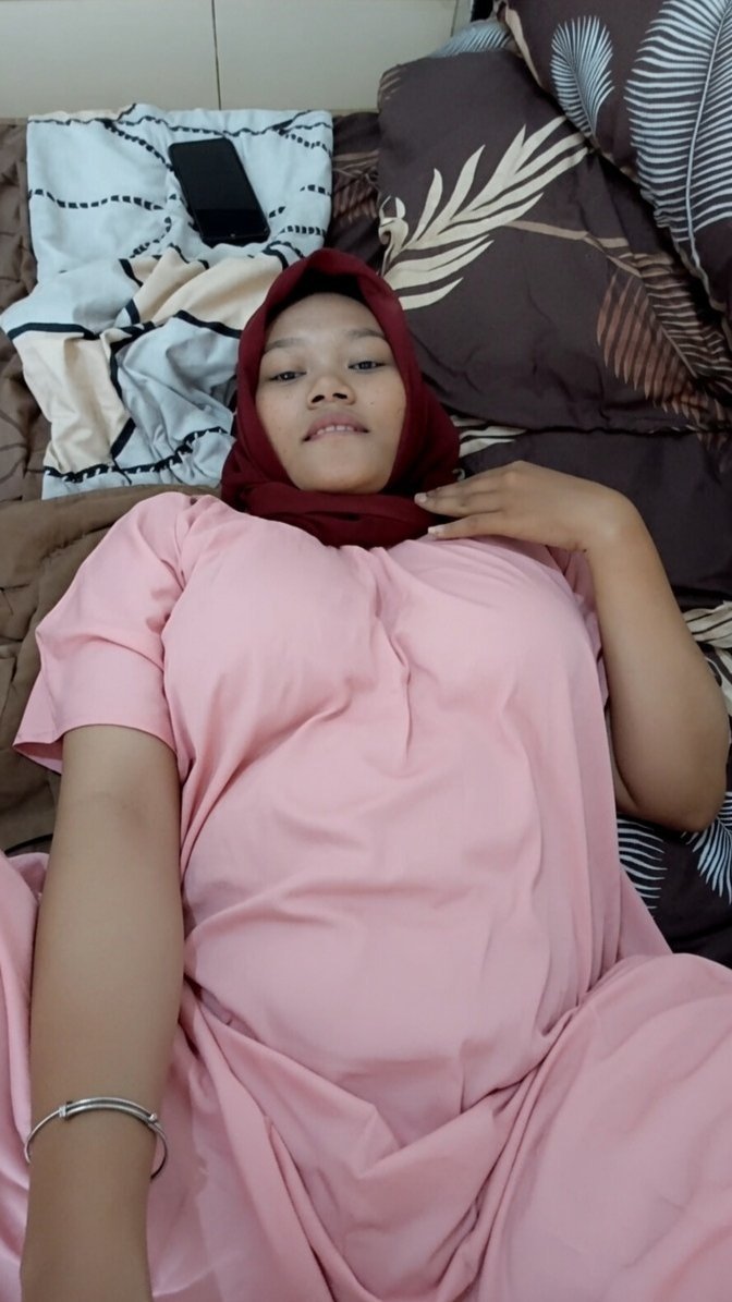 videyputrie's tweet photo. Ukhti puwlen
https://t.co/UfGbKXvm3h https://t.co/F7msfiAoK1