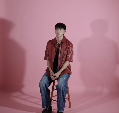 NQ96_'s tweet photo. i've followed KARD throughout my entire 20s, and every day that goes by gives me more reasons to love you, ten years and ten thousand reasons to keep walking with you.
may you always walk on a path of flowers, now and forever. https://t.co/ZhNHU0iNQb