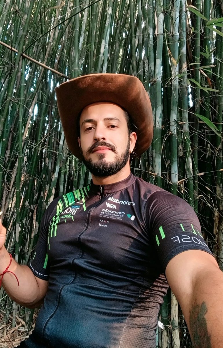 agrogaypc's tweet photo. Sobre o rolê de ontem

Teve trilha 🥾🤠
https://t.co/jJdbaSRisy

https://t.co/p5FrTS1k5p 🥵🔥 https://t.co/EQJPPQT5SK