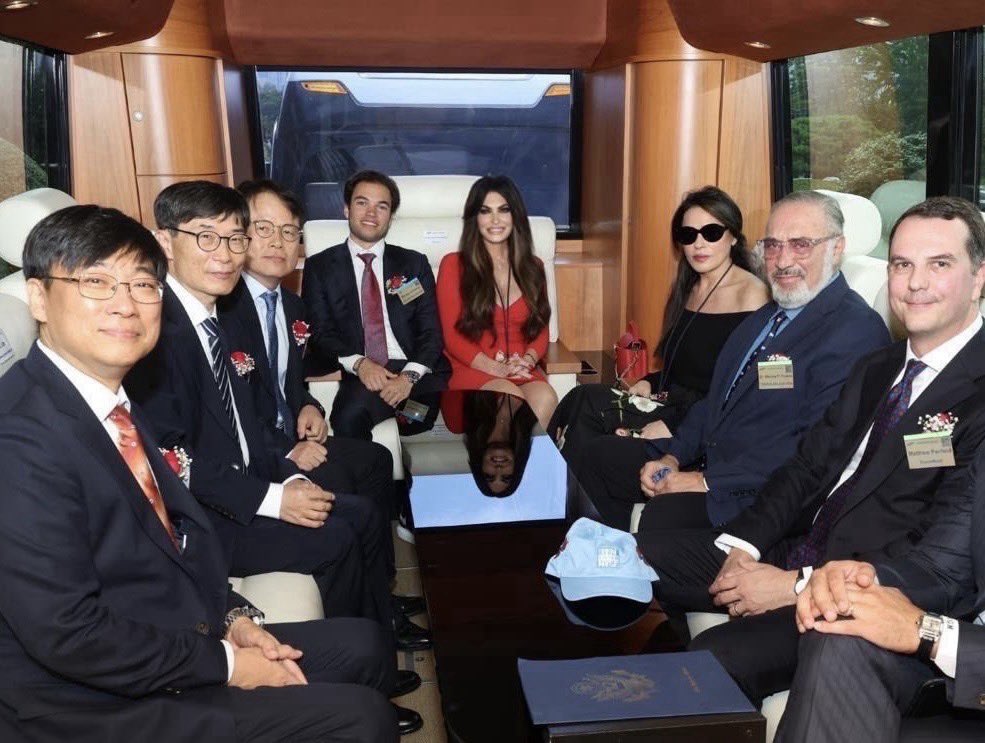 USAmbassadorGR's tweet photo. It was an honor to join my friend Nikos Tsakos of Tsakos Group, Samsung Heavy Industries, and @ExxonMobil in Korea to christen a new vessel. 🇺🇸🇬🇷🇰🇷 A proud symbol of Greek maritime excellence, Korean shipbuilding craftsmanship, and the strategic partnership uniting our three nations. When allies build together, we all rise together.