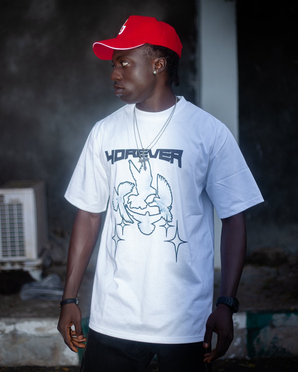 teogcutz's tweet photo. 👕🧢: @4oreverjimmmy 
📸: @Oxcarniko https://t.co/rdu7R5SnYA