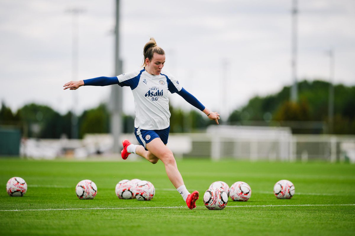 ManCityWomen's tweet photo. 🎯🎯🎯 https://t.co/UhlD8AHoc2