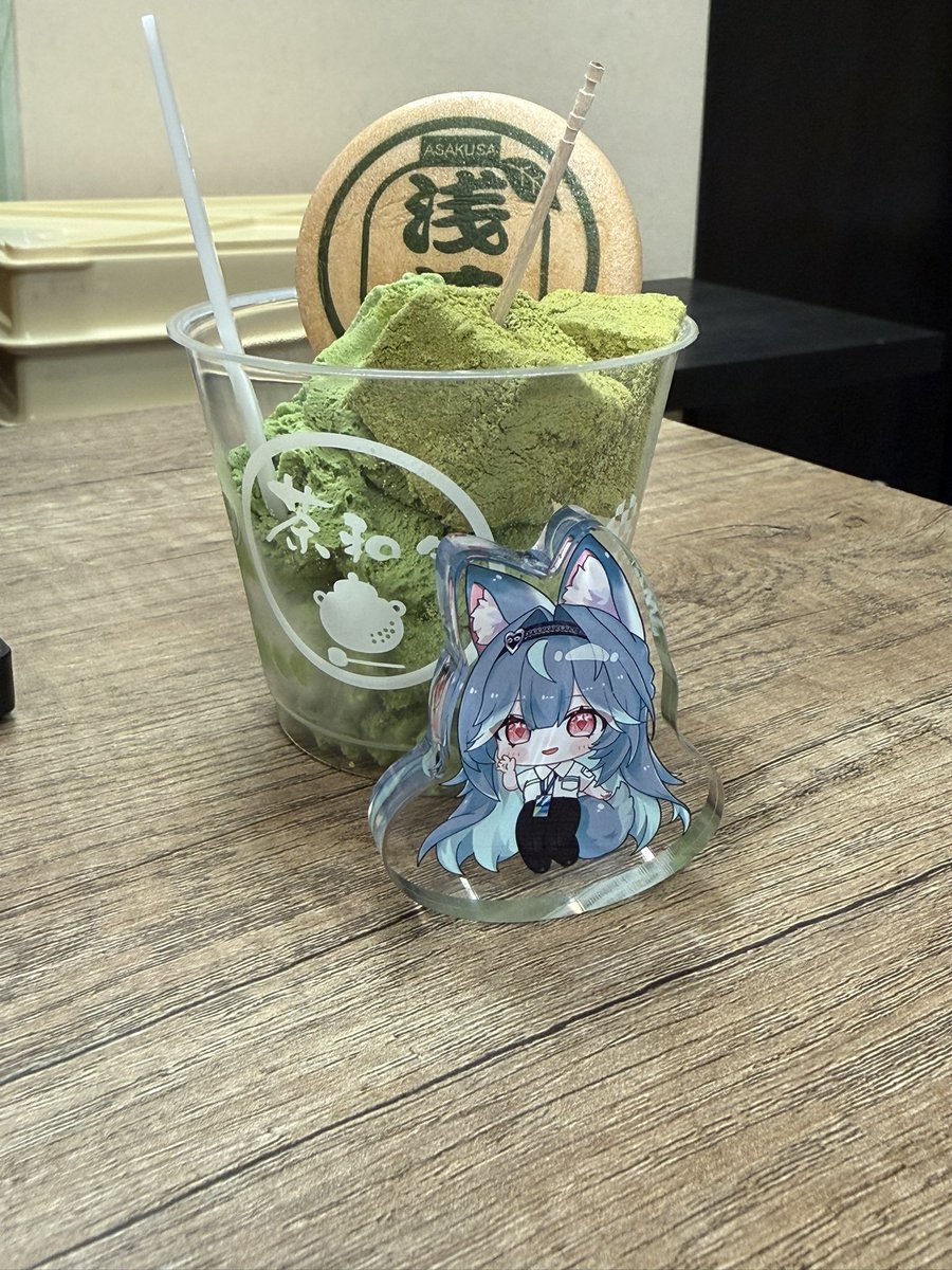 Sgun0221's tweet photo. #煦going

這幾天漫展剛好卡到出國，所以只去了第一天，去完還趕著晚上的飛機，很遺憾沒能跟老大互動

但是老大好像很喜歡看禮帽們拍的食物流口水，所以出國的每餐我都有留影，老大想吃什麼這裡都有，看了不能幹嘛，就是會更想吃東西而已 HEHE

（順帶還有一些美美的景色，想跟老大分享～） https://t.co/0Gg0sjNmuy
