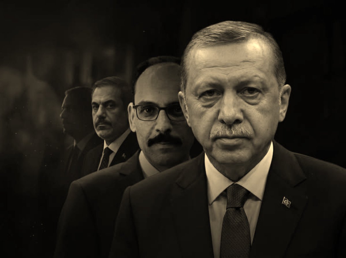 Detayy1453's tweet photo. "Bizi Dünya üzerinde, Uyaracak Durduracak Hiçbir Güç Yoktur."..

Devlet Aklı.. https://t.co/vgOIj0Cei3