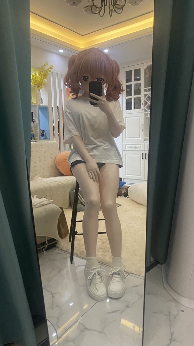 Ryuukuworld's tweet photo. 日常系服装的下面...是胶衣！？好累好累...一路上都在被搭讪，穿着美少女的皮囊真是能体验到不一样的人生呢 https://t.co/6oDUCqgJiK