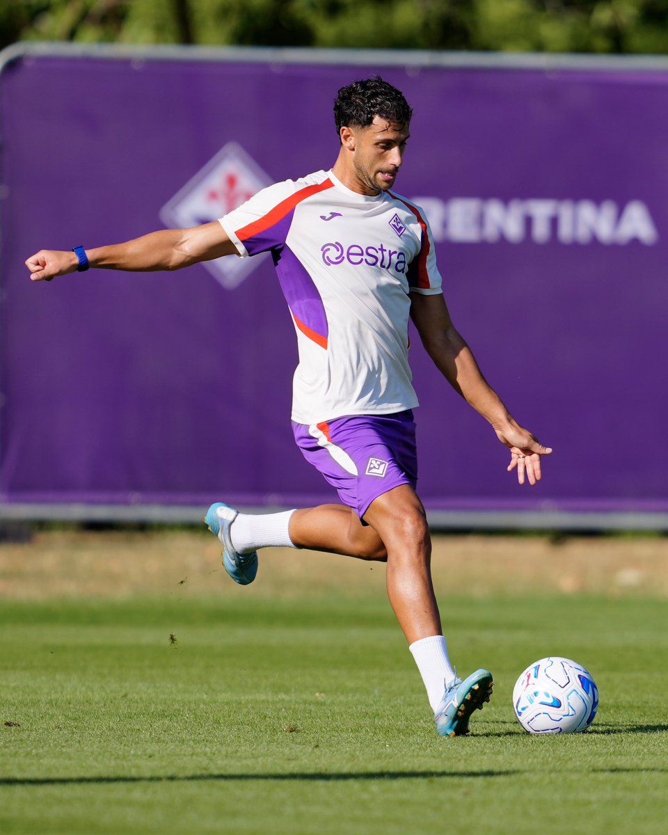 ACFFiorentinaEN's tweet photo. 📸💜⚜️ https://t.co/sUTKYwGuKr