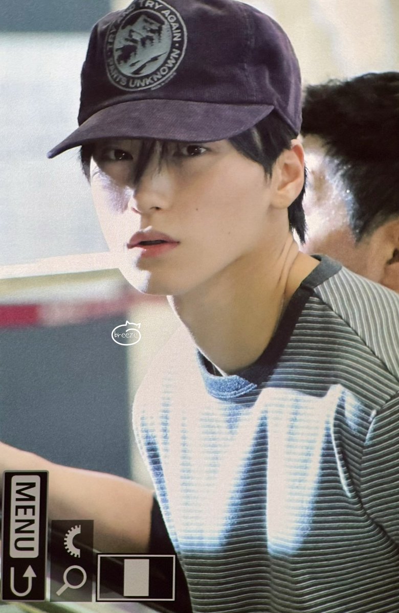 zobamepanapa's tweet photo. ก็ยังเป็นแมวเหมือนเดิมเลยนี่นา https://t.co/Jk0oDtf8g4