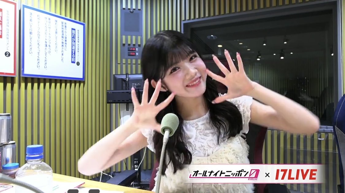 14DOXLEyBn79255's tweet photo. 夜中でも可愛い
#juicejuiceANN0 https://t.co/99EreaLjE7