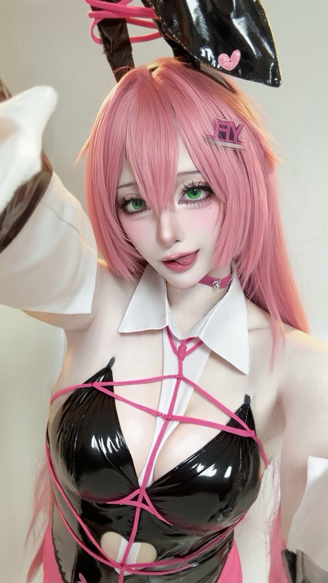mini__cos tweet picture
