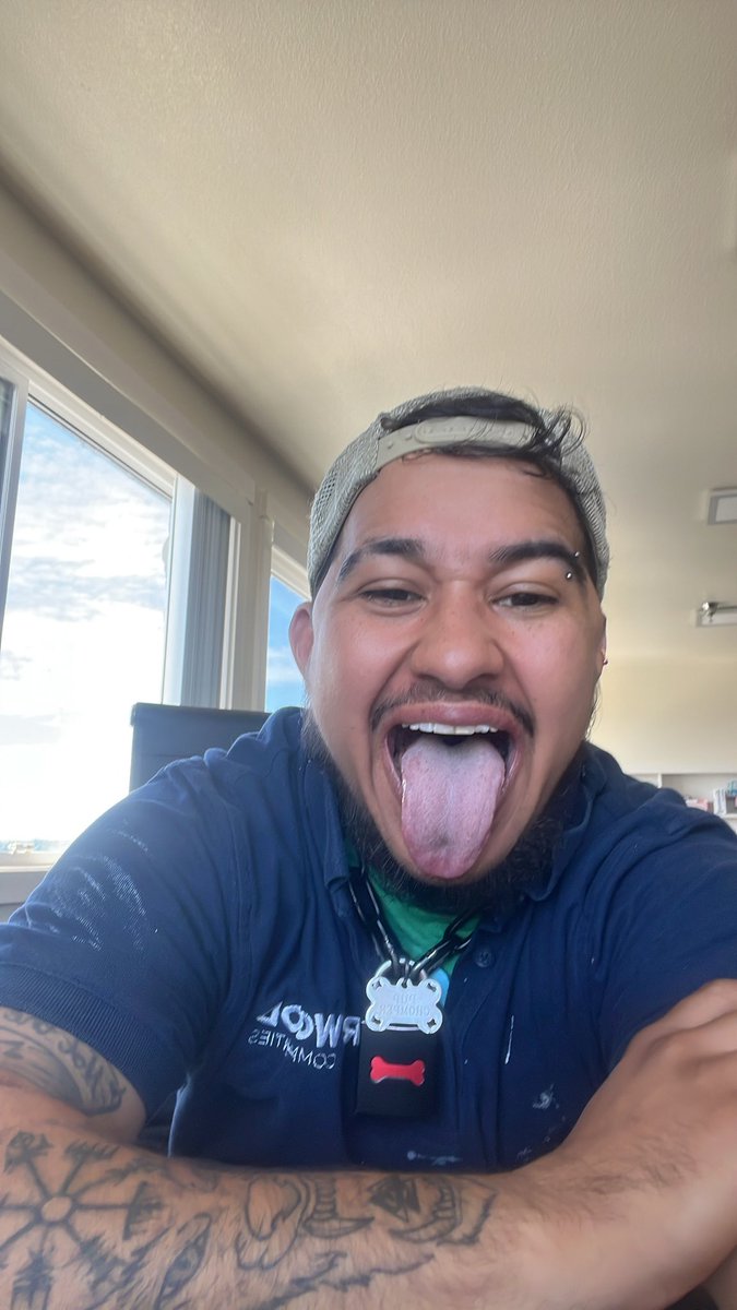 Demon_Dog69's tweet photo. @DadBodDanielPNW Deal https://t.co/kfq542Xj36