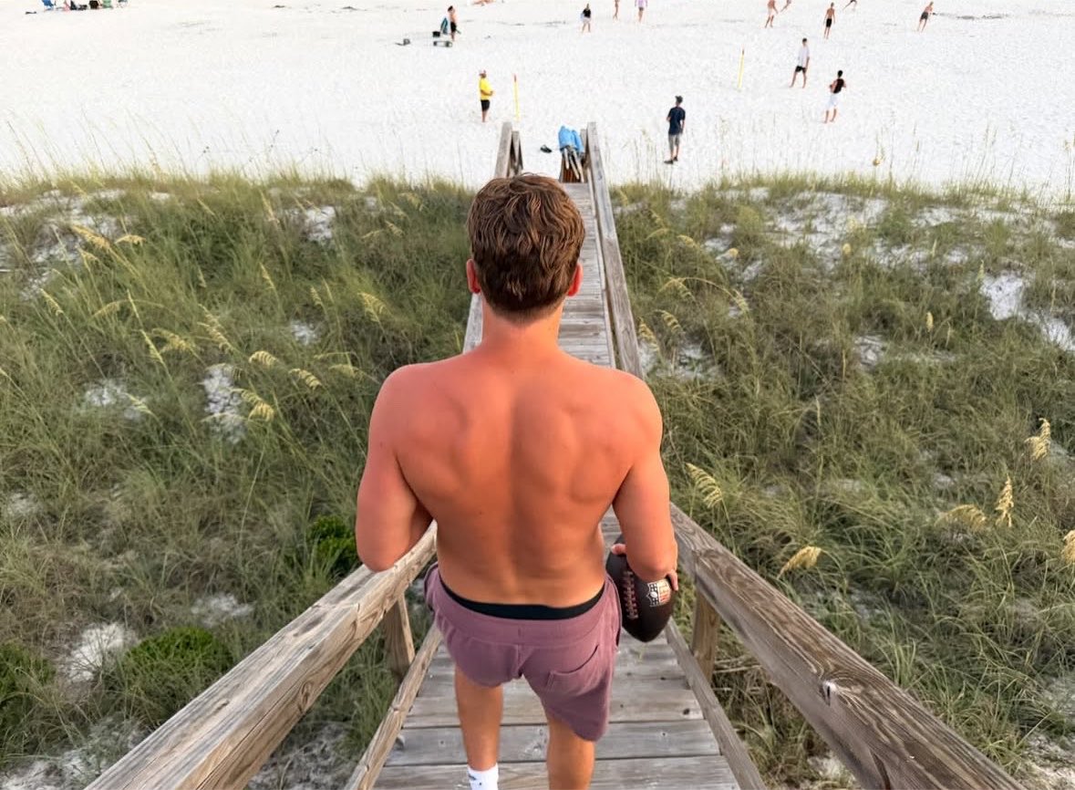 BurrowDailyHQ's tweet photo. 📲 | Joe Burrow via Instagram!

“Offseason ‘26. See you on the battlefield”. https://t.co/Ky1HgzEq2c