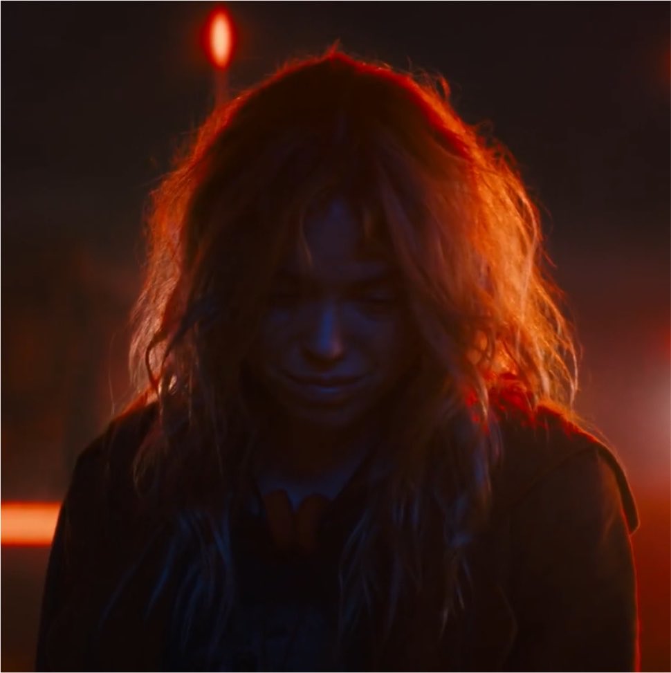 finalgirlsonia's tweet photo. she’s such a mess, i’m in love https://t.co/cYkgthlHQC
