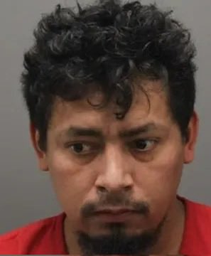 DHSgov's tweet photo. The VIOLENCE continues in Sanctuary Spanberger’s Virginia: This illegal alien from El Salvador ATTACKED a woman while she was walking on a trail in Loudoun County. 

@GovernorVA and her fellow sanctuary politicians must commit to NOT RELEASING this criminal illegal alien from jail.