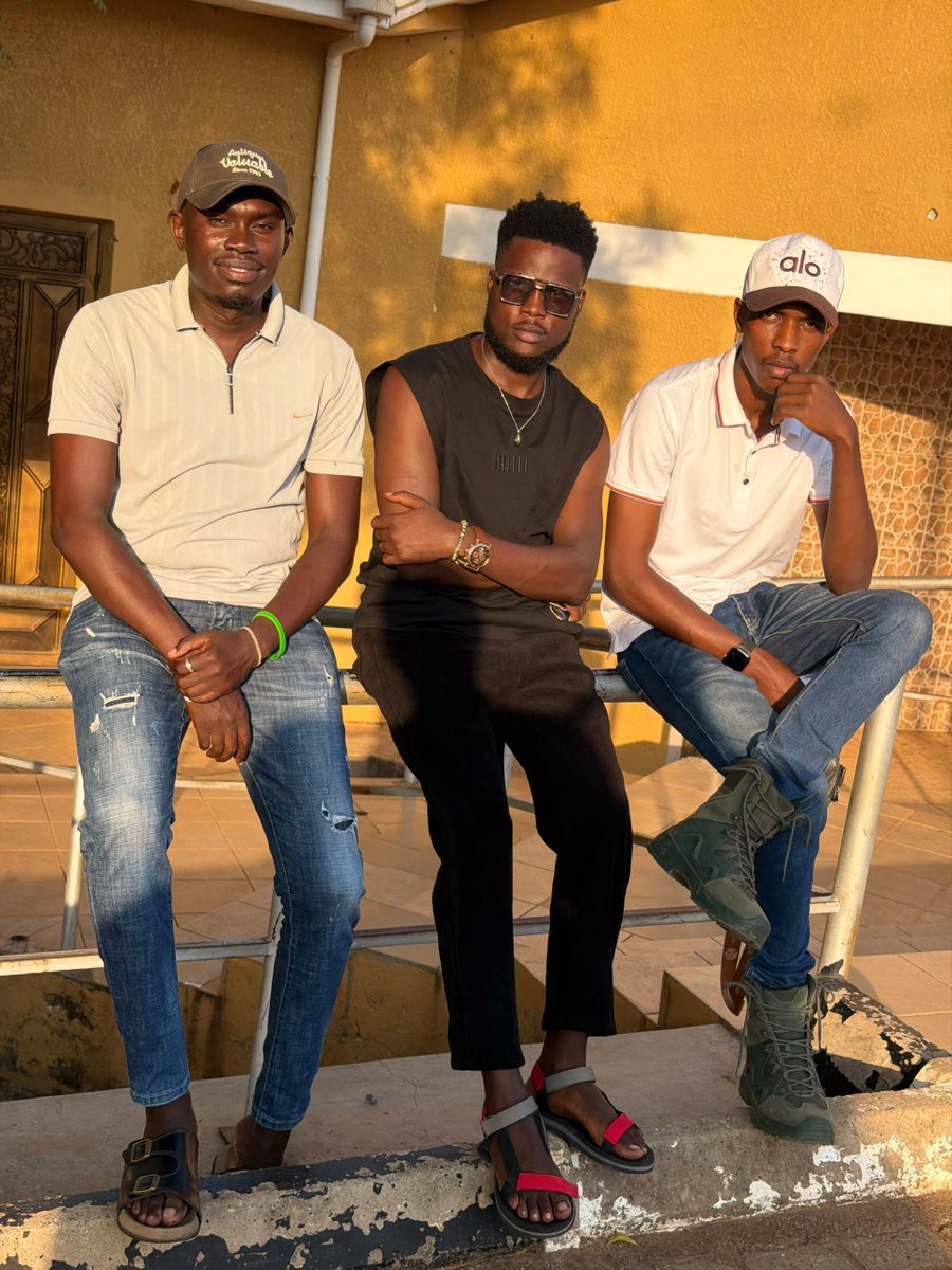 pete_9011's tweet photo. Elegance meets loyalty. It was a great opportunity meeting the brilliant minds behind KETULA Events and STEP 2 Events. The young visious and smart entrepreneurs trying to put a positive  course across Africa and the globe 🌎 https://t.co/8asGW4iIx6